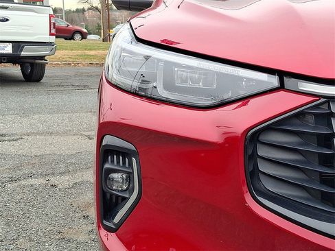 Used 2023 Ford Escape Platinum w/ Premium Technology Package image 28