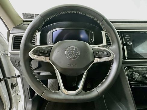 Certified 2023 Volkswagen Atlas SE w/ Black Wheel Package AWD/4WD image 12