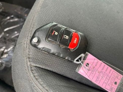 Used 2019 Jeep Wrangler Unlimited Sport S image 25