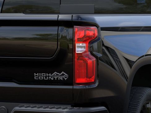 New 2026 Chevrolet Silverado 1500 High Country AWD/4WD image 35