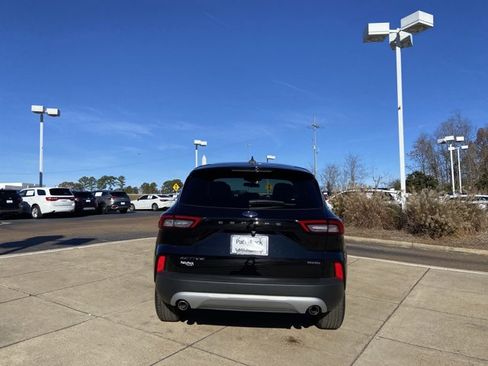Used 2025 Ford Escape Active image 9