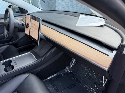 Used 2022 Tesla Model 3 Long Range image 28