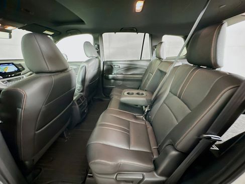 Used 2023 Honda Passport TrailSport image 27