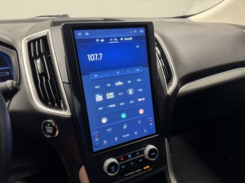 Used 2022 Ford Edge SEL w/ Convenience Package image 22