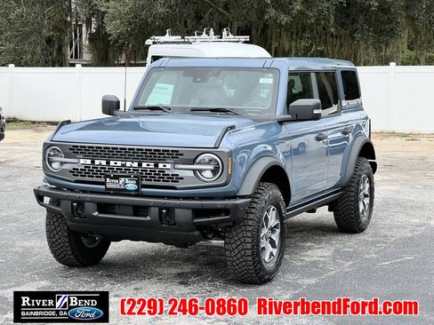 New 2025 Ford Bronco Badlands image 1