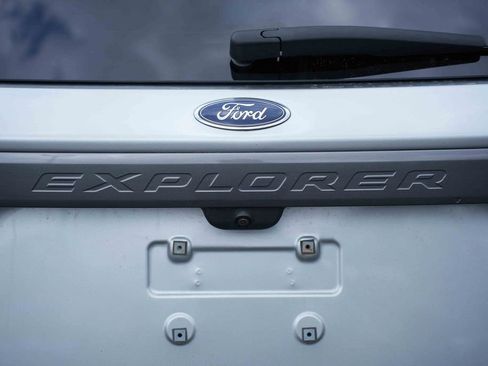 Certified 2023 Ford Explorer XLT w/ Equipment Group 202A image 11