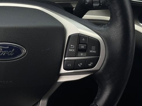 Used 2022 Ford Explorer XLT w/ Equipment Group 202A image 15