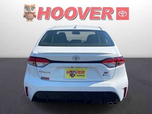 New 2026 Toyota Corolla SE FWD image 3