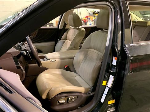 Used 2019 Lexus LS 500 AWD image 5