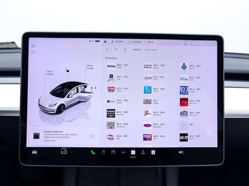 Used 2023 Tesla Model 3 Standard Range image 17