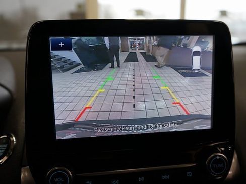 Used 2021 Ford EcoSport SES image 9