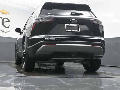 New 2026 Chevrolet Equinox LT w/ Convenience Package II image 32