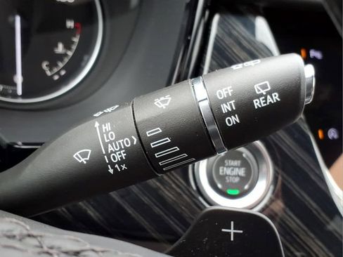 Used 2024 Cadillac XT6 Premium Luxury w/ LPO, Floor Liner Package image 32