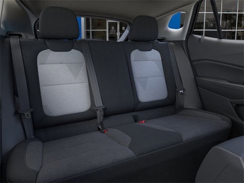 New 2026 Chevrolet Trax LS w/ LS Convenience Package image 18