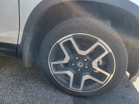 Used 2023 Honda Passport Elite image 7