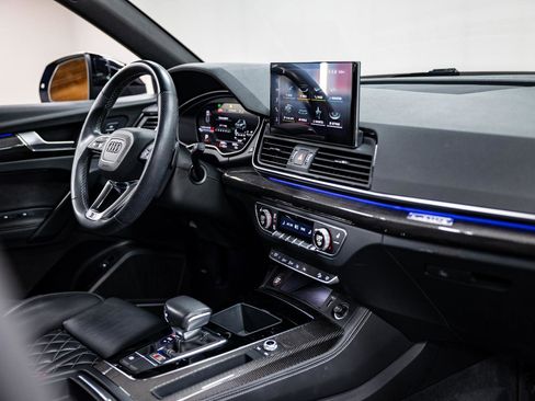 Used 2022 Audi SQ5 Prestige w/ Prestige Package image 10