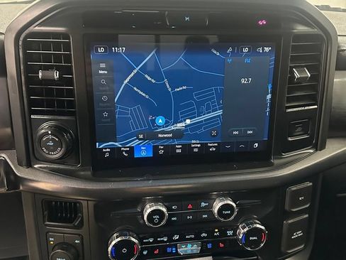 Used 2025 Ford F150 Lariat AWD/4WD image 19