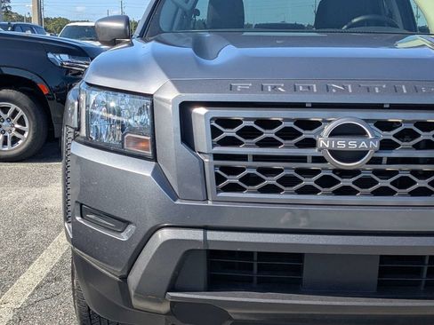 Used 2022 Nissan Frontier SV RWD image 8