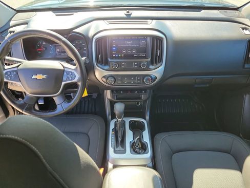 Used 2022 Chevrolet Colorado LT w/ Fleet Safety Package image 9
