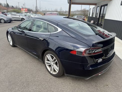 Used 2013 Tesla Model S Performance image 11