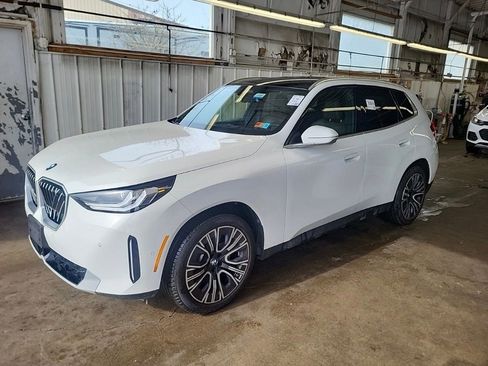 Used 2025 BMW X3 xDrive30i w/ Convenience Package image 1