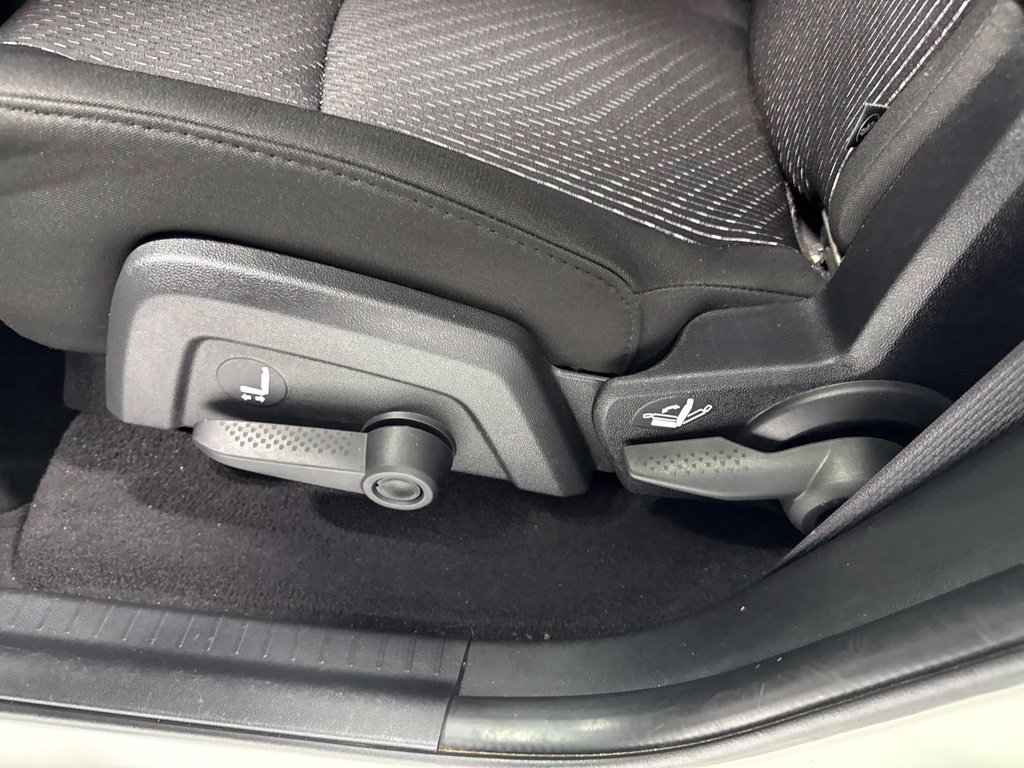 Used 2014 Dodge Journey SXT w/ Flexible Seating Group FWD image 17