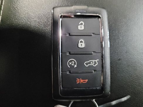 Used 2023 Jeep Grand Cherokee L Laredo AWD/4WD image 32