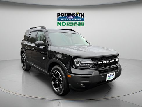 Used 2025 Ford Bronco Sport Outer Banks w/ Outer Banks Tech Package+ AWD/4WD image 1