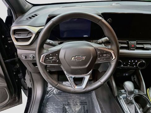 Used 2024 Chevrolet TrailBlazer ACTIV AWD/4WD image 11