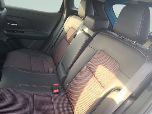 New 2026 Nissan Kicks SR w/ Cold Weather Package image 18