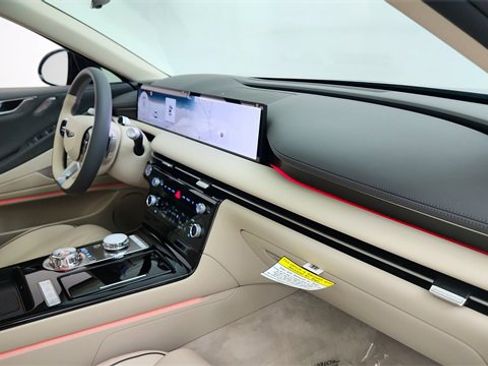 Used 2025 Genesis G80 2.5T Sport Prestige image 20