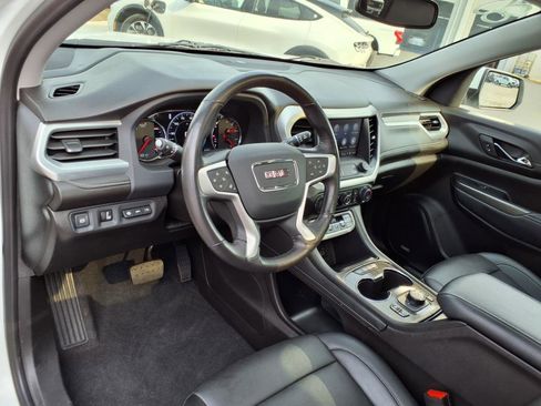 Used 2022 GMC Acadia SLT w/ Technology Package image 15