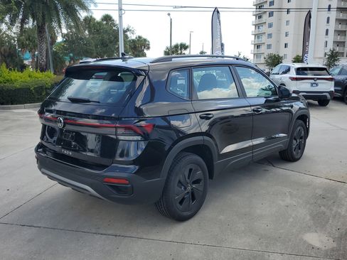 New 2025 Volkswagen Taos S image 4