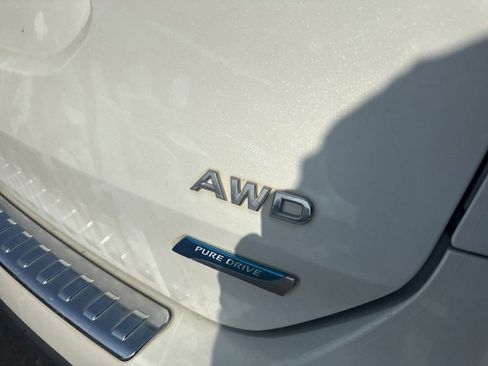 Used 2014 Nissan Rogue S AWD/4WD image 5