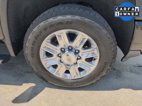 Used 2024 Chevrolet Silverado 2500 High Country w/ High Country Premium Package image 30