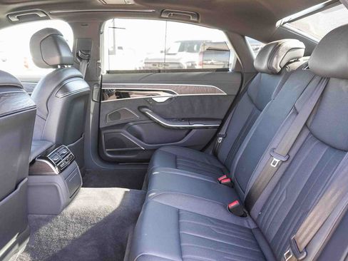 Used 2025 Audi A8 L 3.0T AWD/4WD image 26