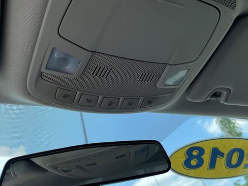 Used 2018 Ford Fusion SE w/ Equipment Group 201A FWD image 24