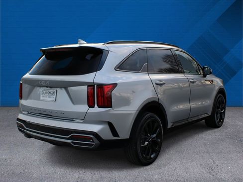 Used 2022 Kia Sorento SX image 9