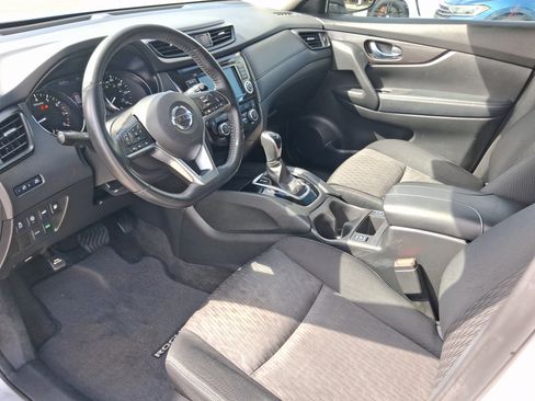 Used 2019 Nissan Rogue SV FWD image 10