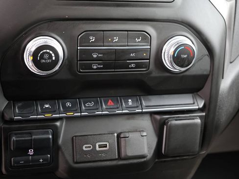 Used 2025 GMC Sierra 1500 Pro w/ Pro Value Package AWD/4WD image 18
