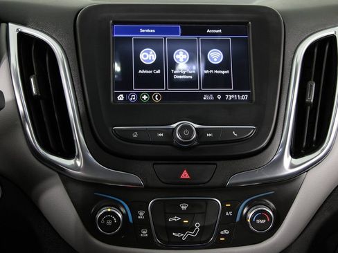 Used 2021 Chevrolet Equinox LS image 6