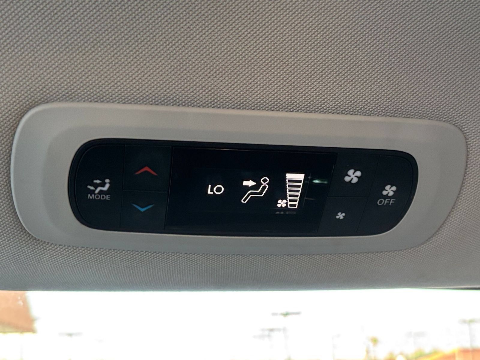 Used 2023 Chrysler Voyager LX FWD image 24