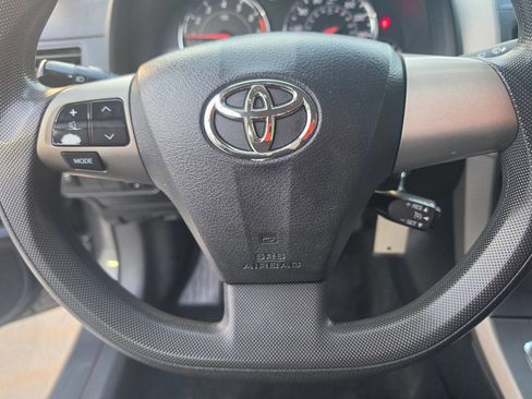 Used 2012 Toyota Corolla S FWD image 37