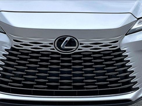Used 2024 Lexus RX 350 FWD w/ Technology Package image 19