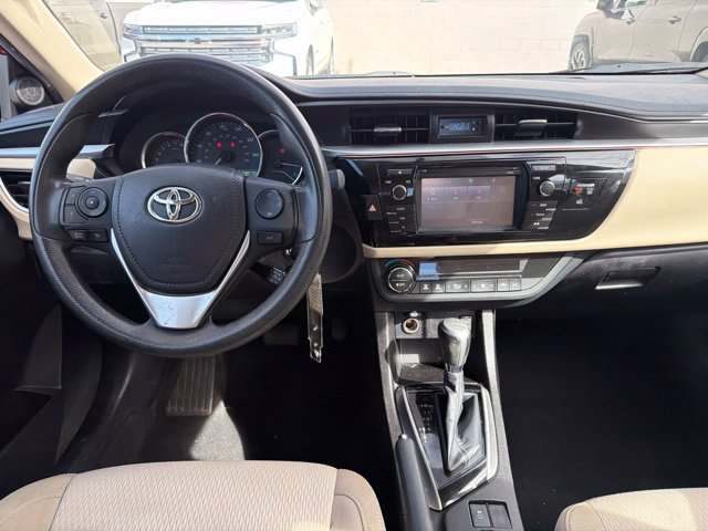 Used 2014 Toyota Corolla LE FWD image 16
