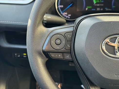 Certified 2025 Toyota RAV4 XLE image 24