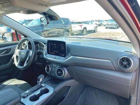 Used 2024 Chevrolet Blazer LT w/ Convenience Package FWD image 27