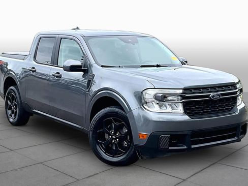 Used 2022 Ford Maverick XLT w/ Equipment Group 300A Standard AWD/4WD image 3