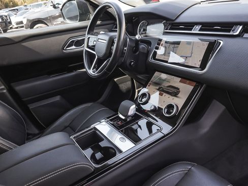 Used 2022 Land Rover Range Rover Velar S AWD/4WD image 44