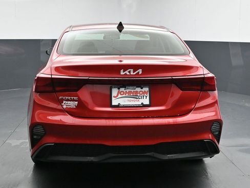 Used 2023 Kia Forte LXS image 7
